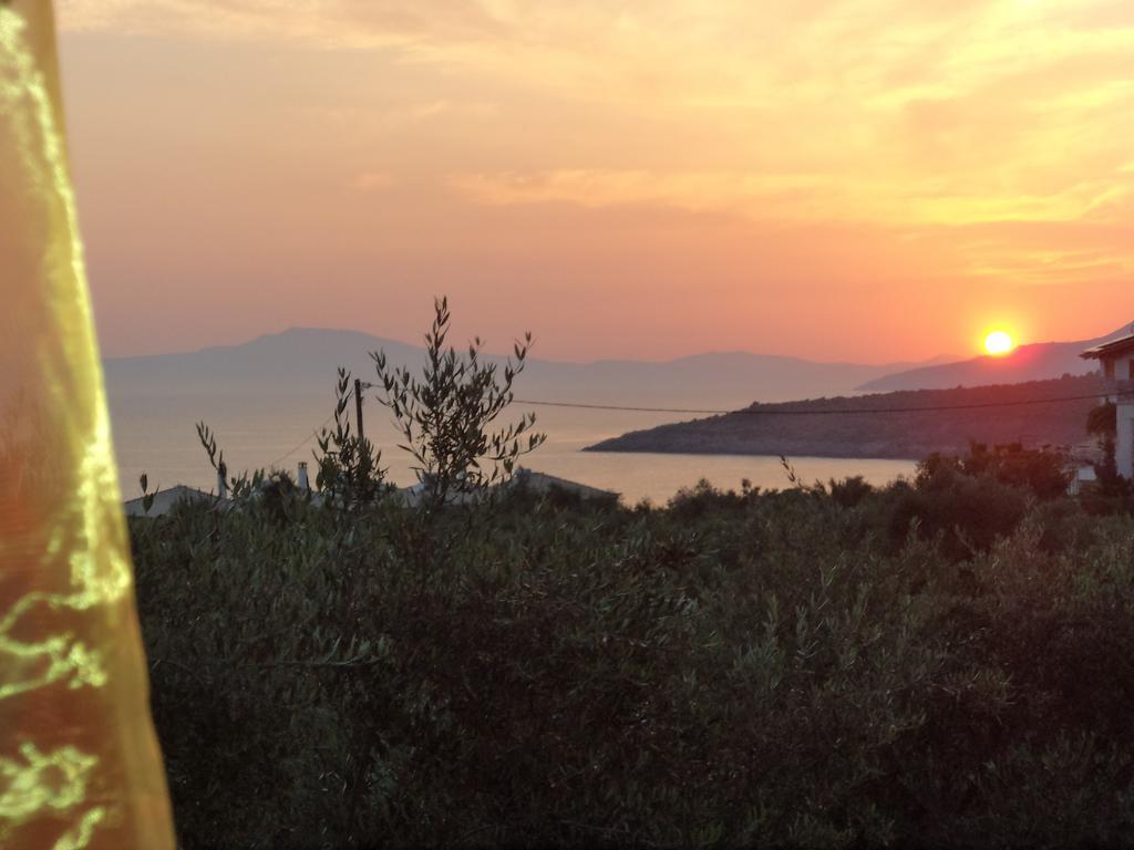 Oasis Apartments Stoupa Room photo